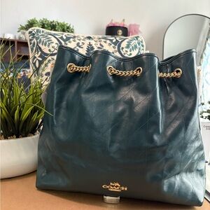 Coach Evelyn Large Shoulder Bag With Quilting